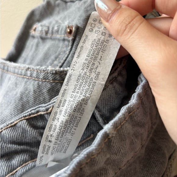 Zara Light Gray Denim Jean Shorts - Picture 6 of 7
